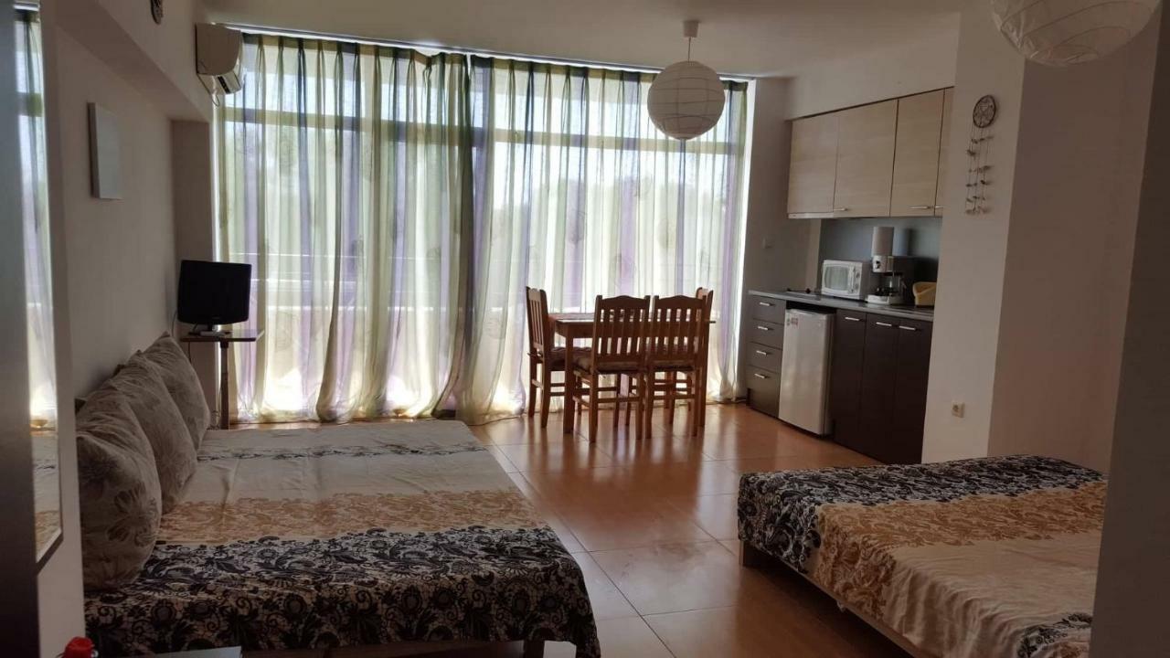 Ferienwohnung Grand Kameliq Slantschew brjag Exterior foto